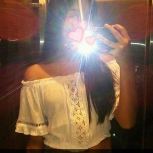 H&M white lacy ruffle crop top